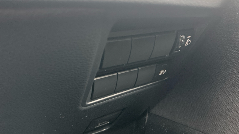 Toyota Yaris Cross 1.5 Hybrid Design 5dr CVT Hybrid Estate